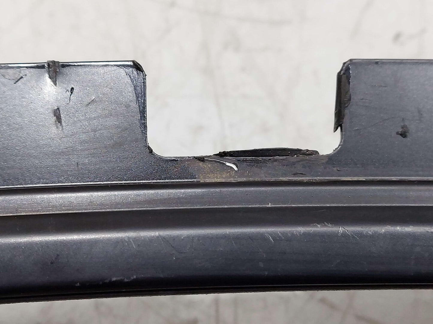 2021 MCLAREN GT RH RIGHT ROOF RAIL & MOULDING 22AC923GP 02 *GOUGED*