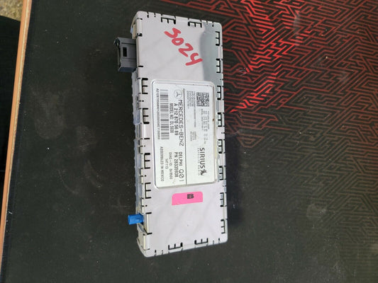 S024 2014 Mercedes ML350 satellite radio control module a2128705689 OEM