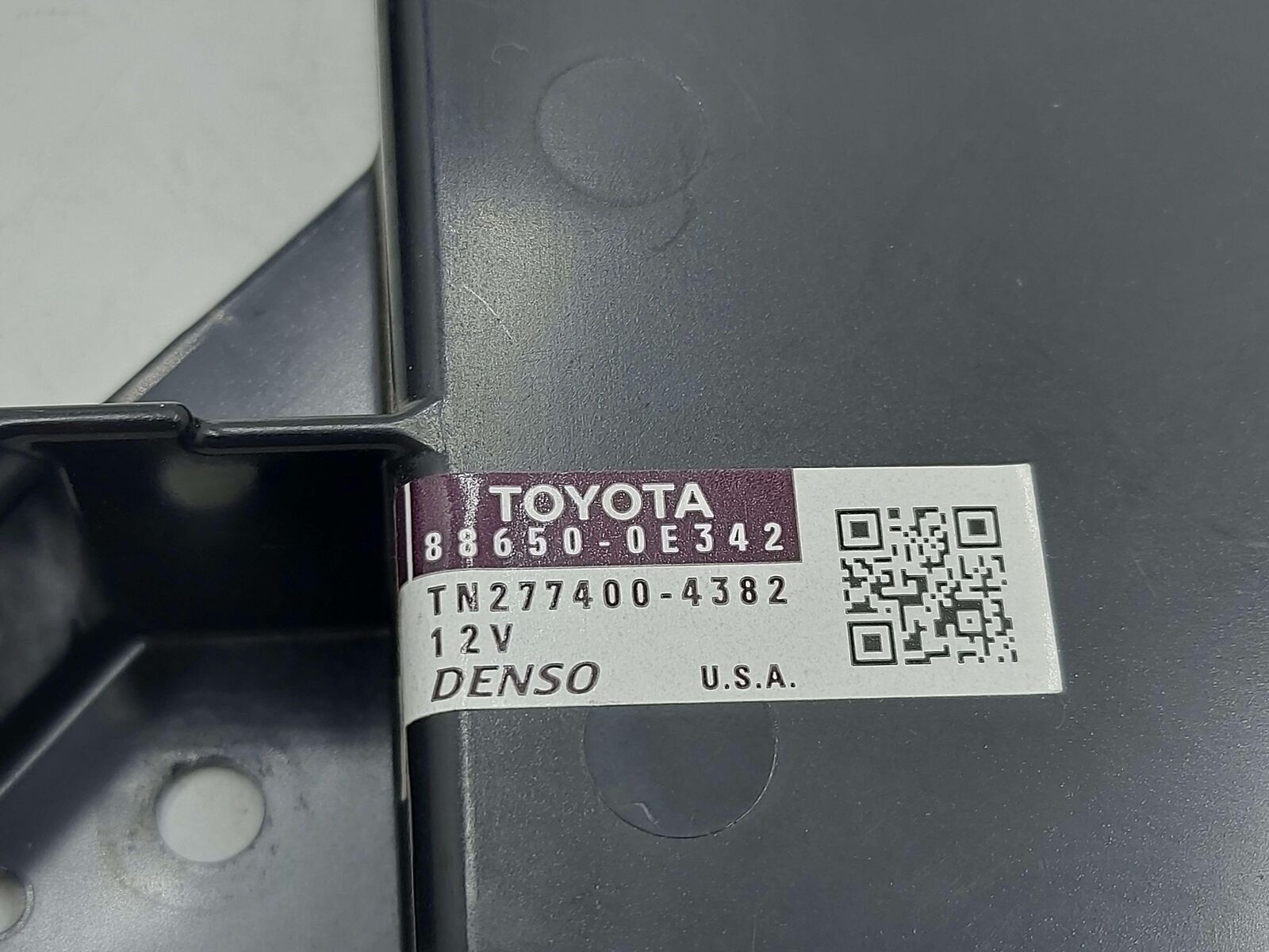 17-19 TOYOTA HIGHLANDER TEMPERATURE CONTROL MODULE 88650-0E342