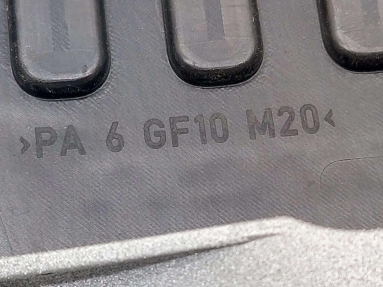 2016 MCLAREN 540C ENGINE COVER 3.8L *DISCOLORED SCRATCHED*