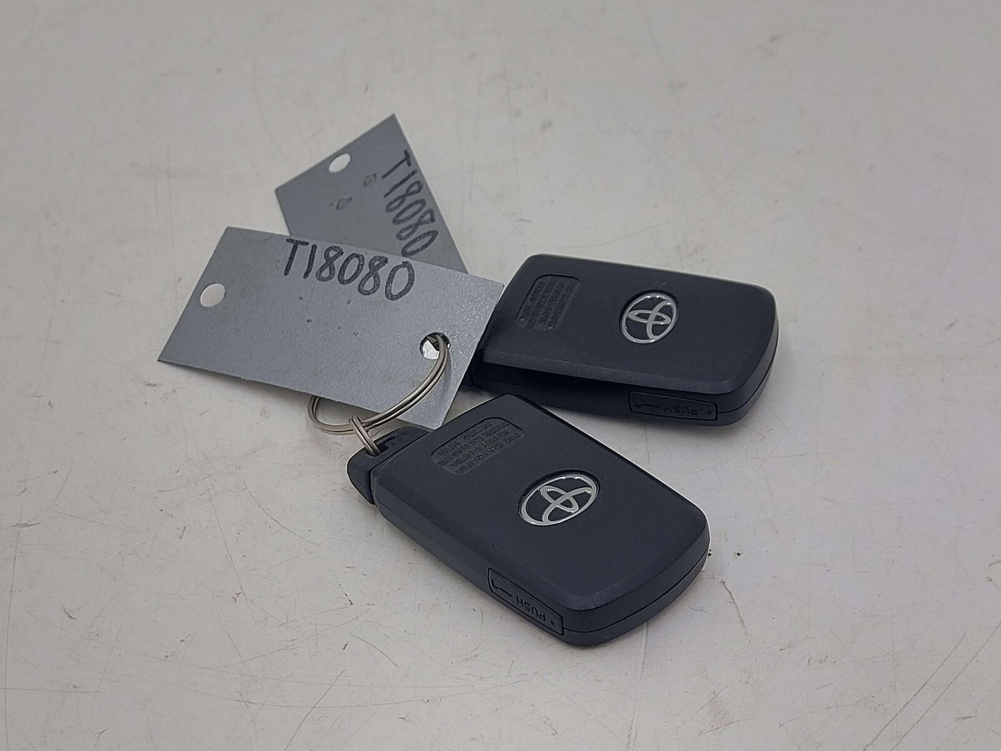 14-19 Toyota Highlander Smart Key Ignition Fob (Set of 2) 1551A-14FBA