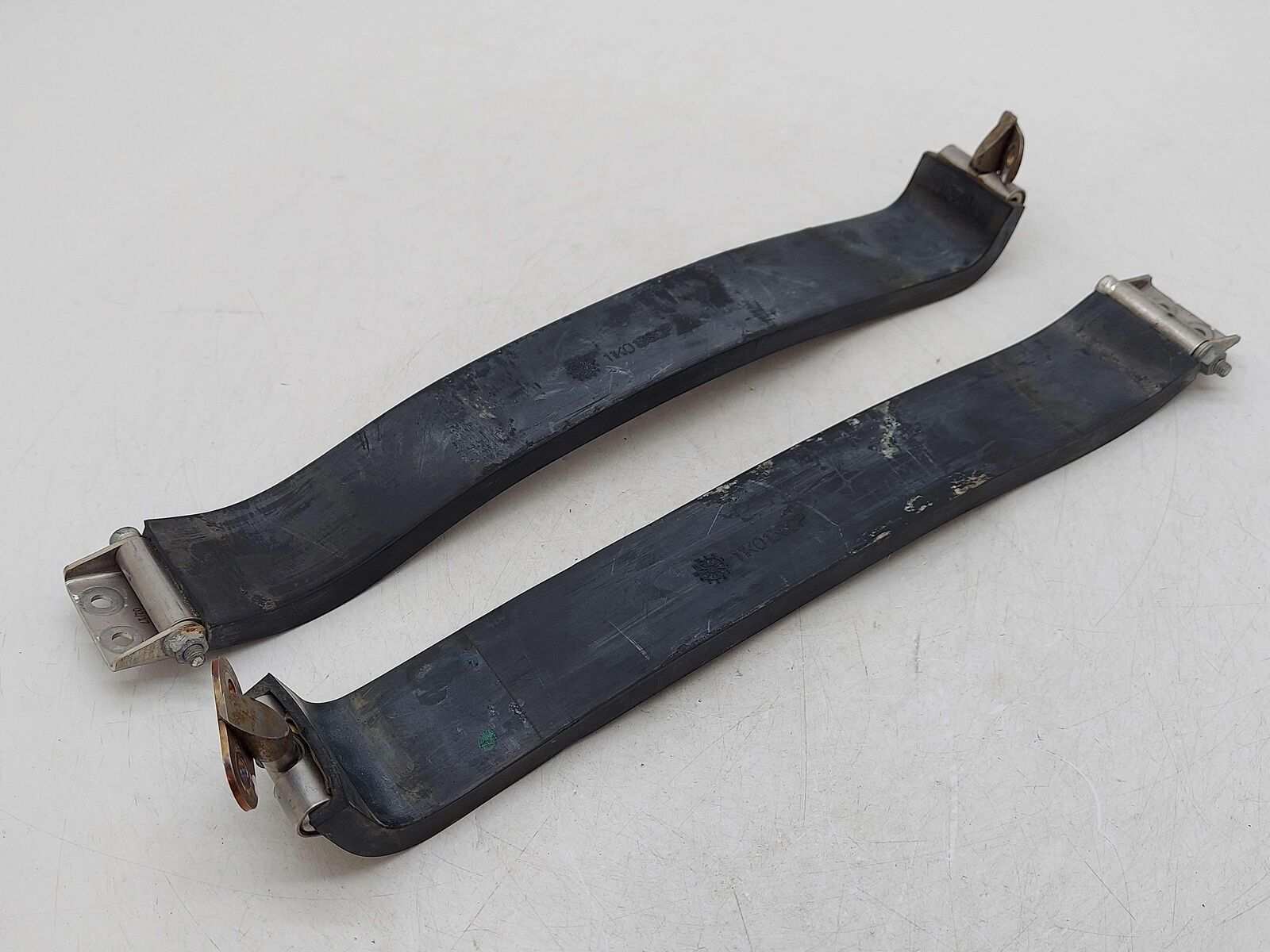 2017 MCLAREN 570S FUEL TANK STRAPS 11K0138CP