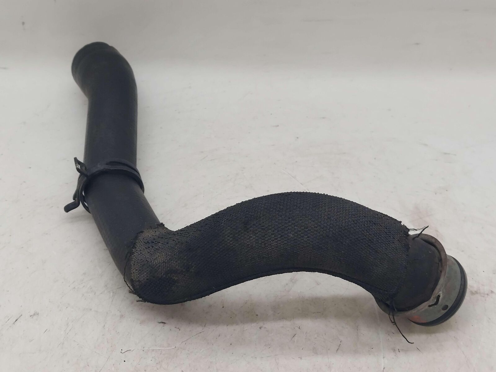 2014 PORSCHE 911 991 GT3 FRONT RIGHT UPPER RADIATOR HOSE 99110663201