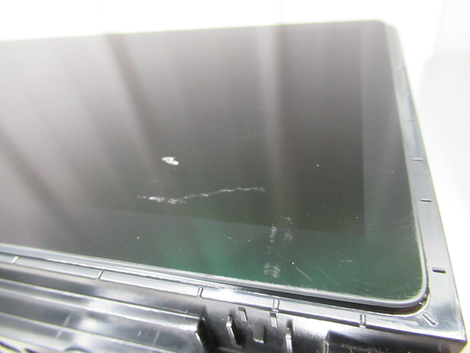 T038 2020 20 HYUNDAI PALISADES DISPLAY SCREEN SCRATCHED 96560-S8660