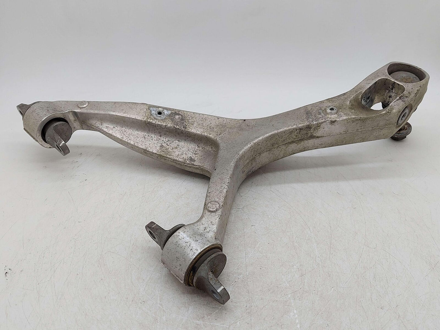 2017 MCLAREN 570S FRONT RIGHT LOWER CONTROL ARM 11B0050CP 13B1258CP