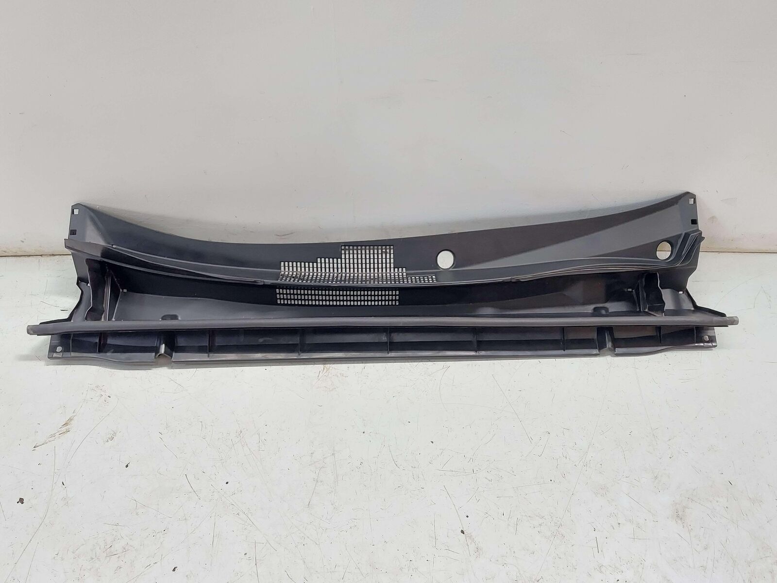 2020 TOYOTA HIGHLANDER FRONT WINDSHIELD COWL VENT PANEL 55708-0E140 55781-0E120