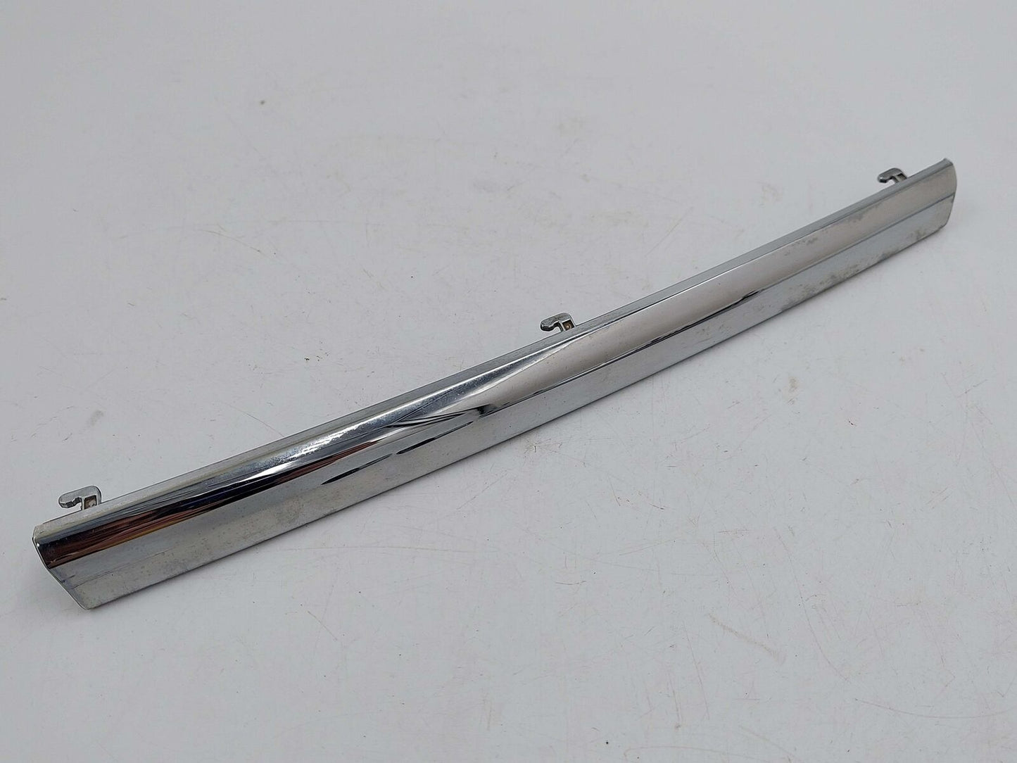 06-11 MERCEDES CLS550 C219 CHROME ACCENT TRIM 4 PIECES *MINOR CHIP*