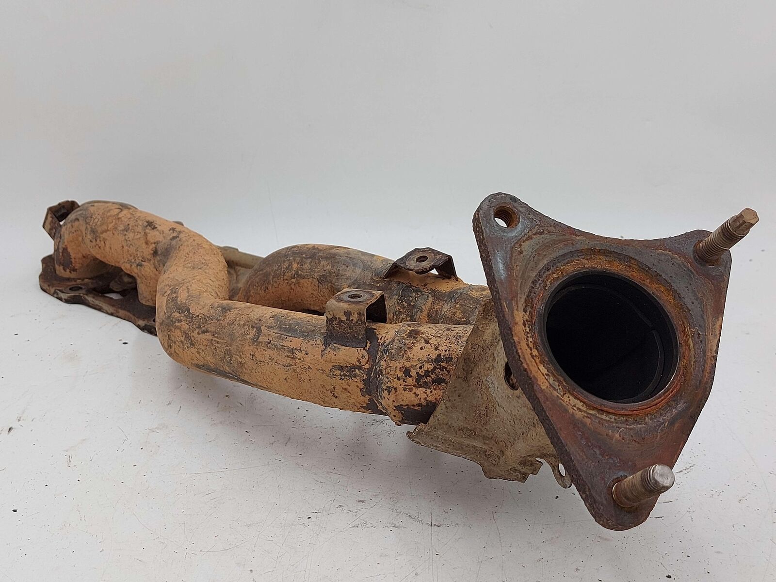 07-21 TOYOTA TUNDRA 5.7L LH LEFT EXHAUST MANIFOLD