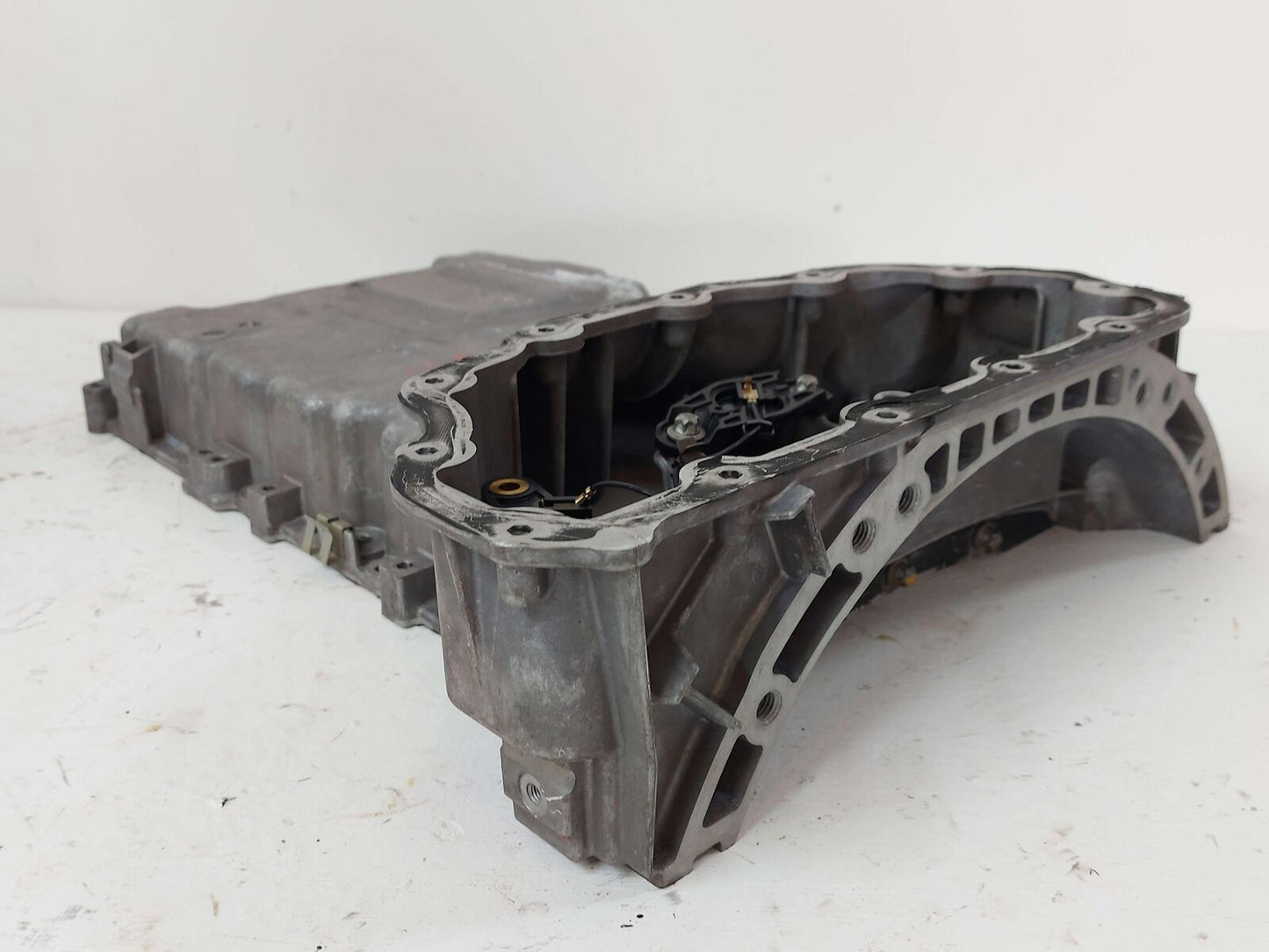 10-12 MERCEDES GL350 X164 UPPER ENGINE MOTOR OIL PAN DIESEL A64201442026