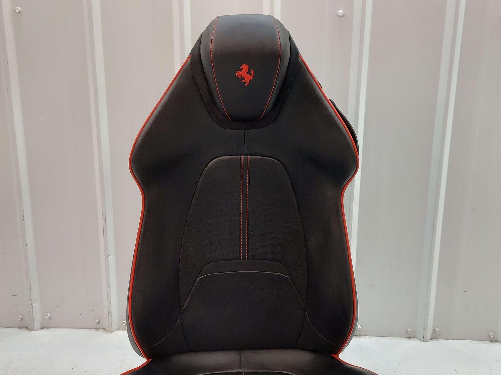 2021 FERRARI ROMA F169 FRONT LH LEFT SEAT BLACK W/ RED PIPING L0523517