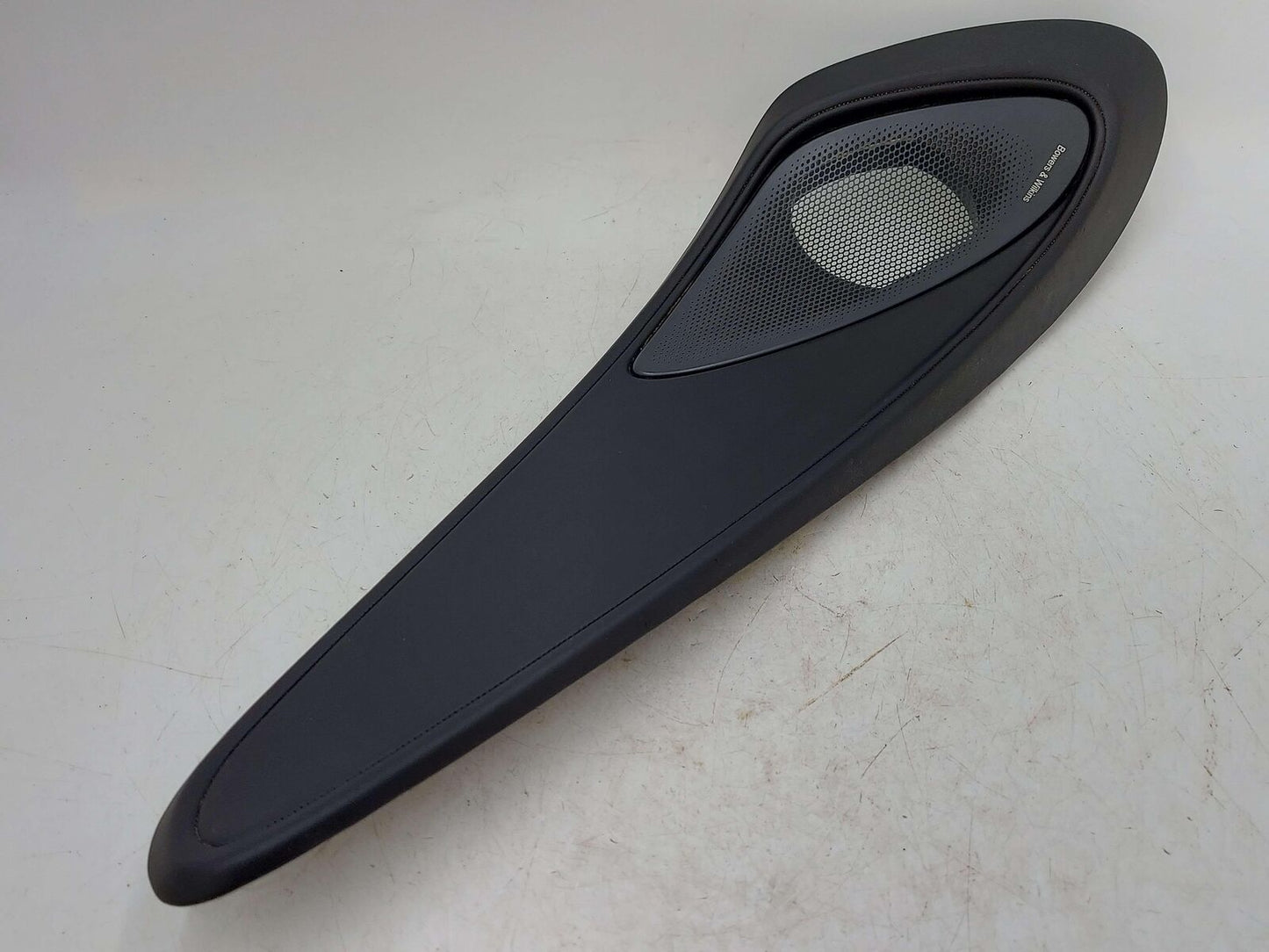 2018 Mclaren 570s RH Right Door Bowers & Wilkins Upper Speaker Trim 13N2142CP