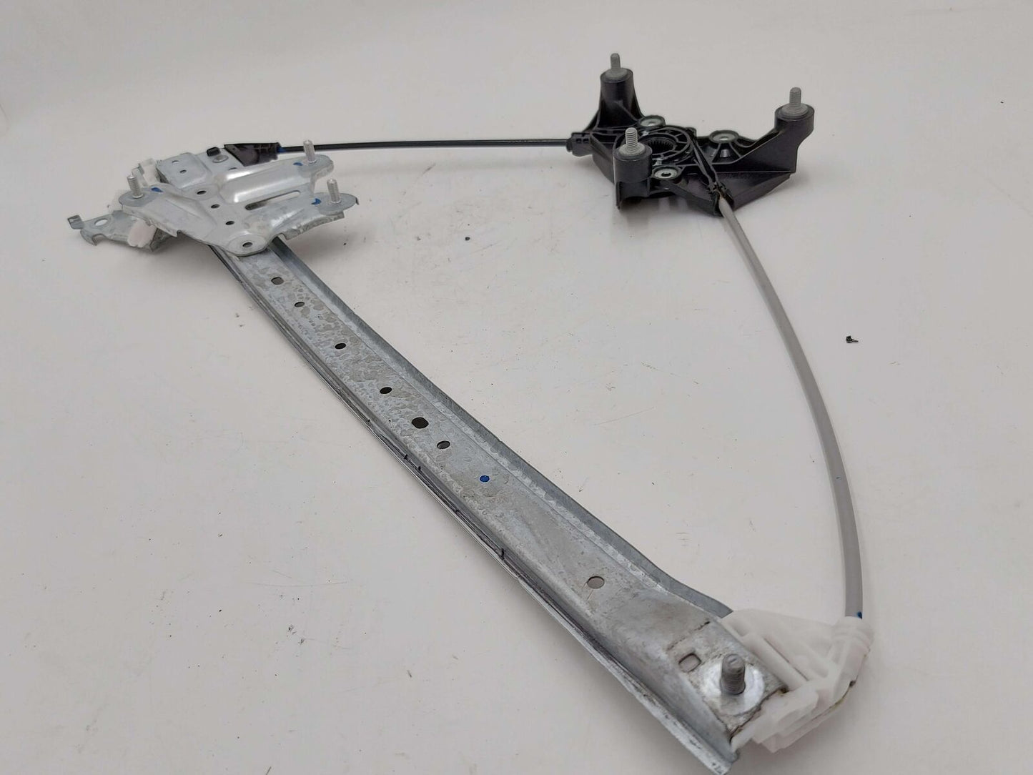 20-23 TOYOTA HIGHLANDER FRONT LEFT DOOR WINDOW GLASS REGULATOR 698020E101