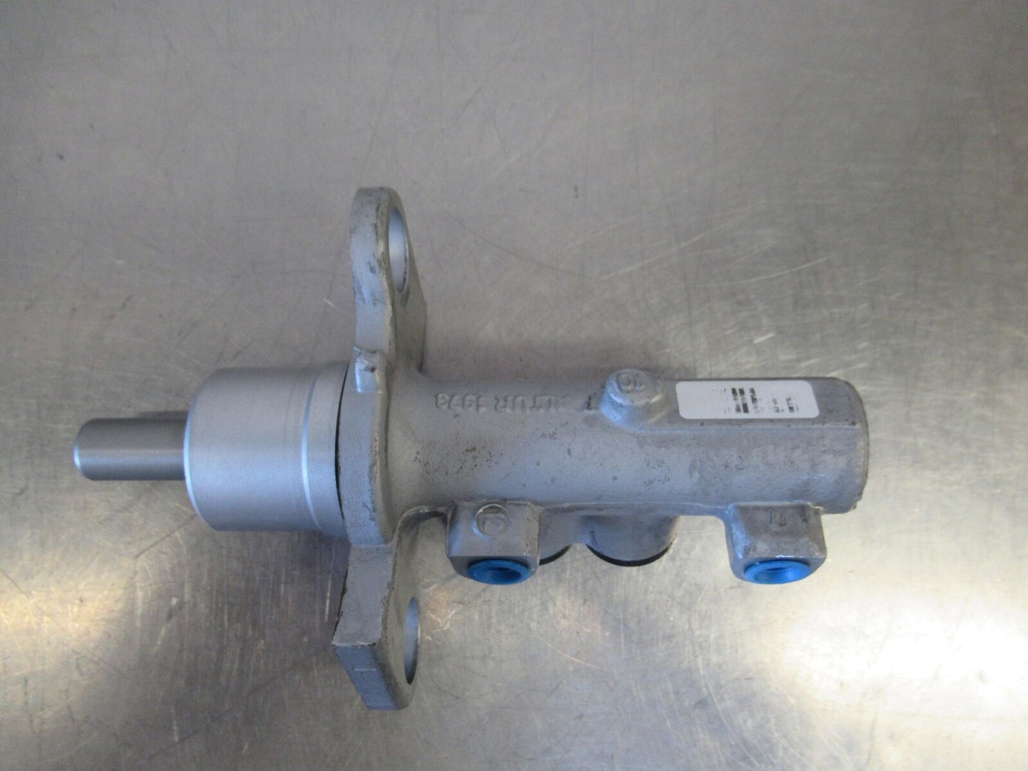 09-12 PORSCHE 911 997 Turbo 3.8L Master Cylinder *Gouged* 98K KM'S