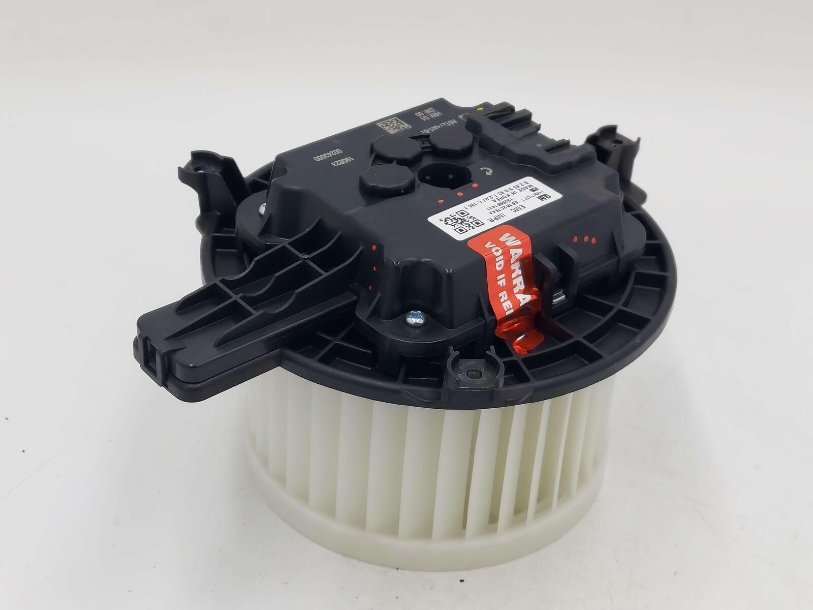 FITS 20 CADILLAC CT5 Blower Motor