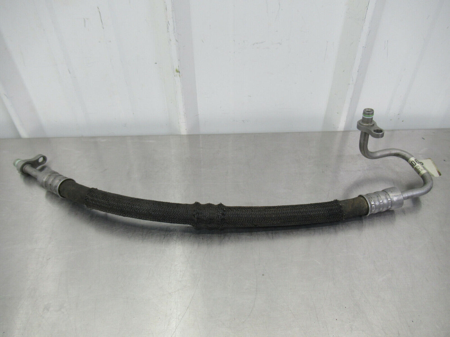 T020 2016 16 MCLAREN 570S STEERING PUMP HOSE LINE #10 13D0068CP