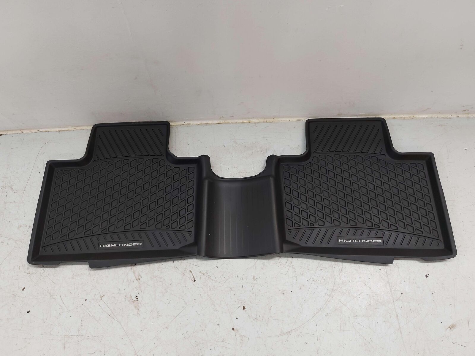 2020 TOYOTA HIGHLANDER FLOOR MAT NEW OEM RUBBER PK210-48L15