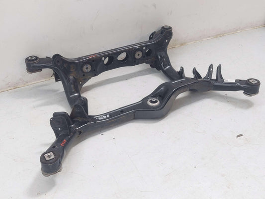 15-18 PORSCHE MACAN S 95B REAR SUB FRAME CROSSMEMBER CRADLE 95B505235D