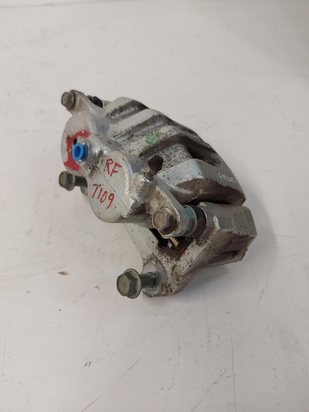 20-22 TOYOTA HIGHLANDER FRONT RH Right Caliper 22K KM'S