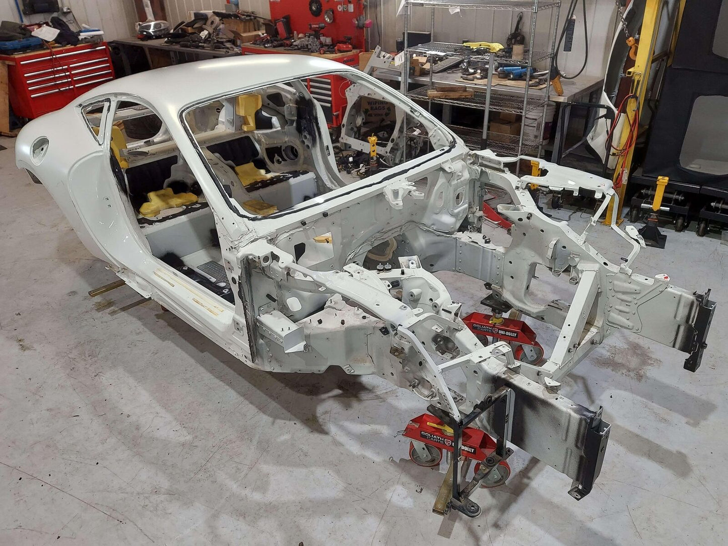 2021 FERRARI ROMA F169 BODY SHELL BODY SHELL FRAME QUARTERS APRON ETC *NOTES*