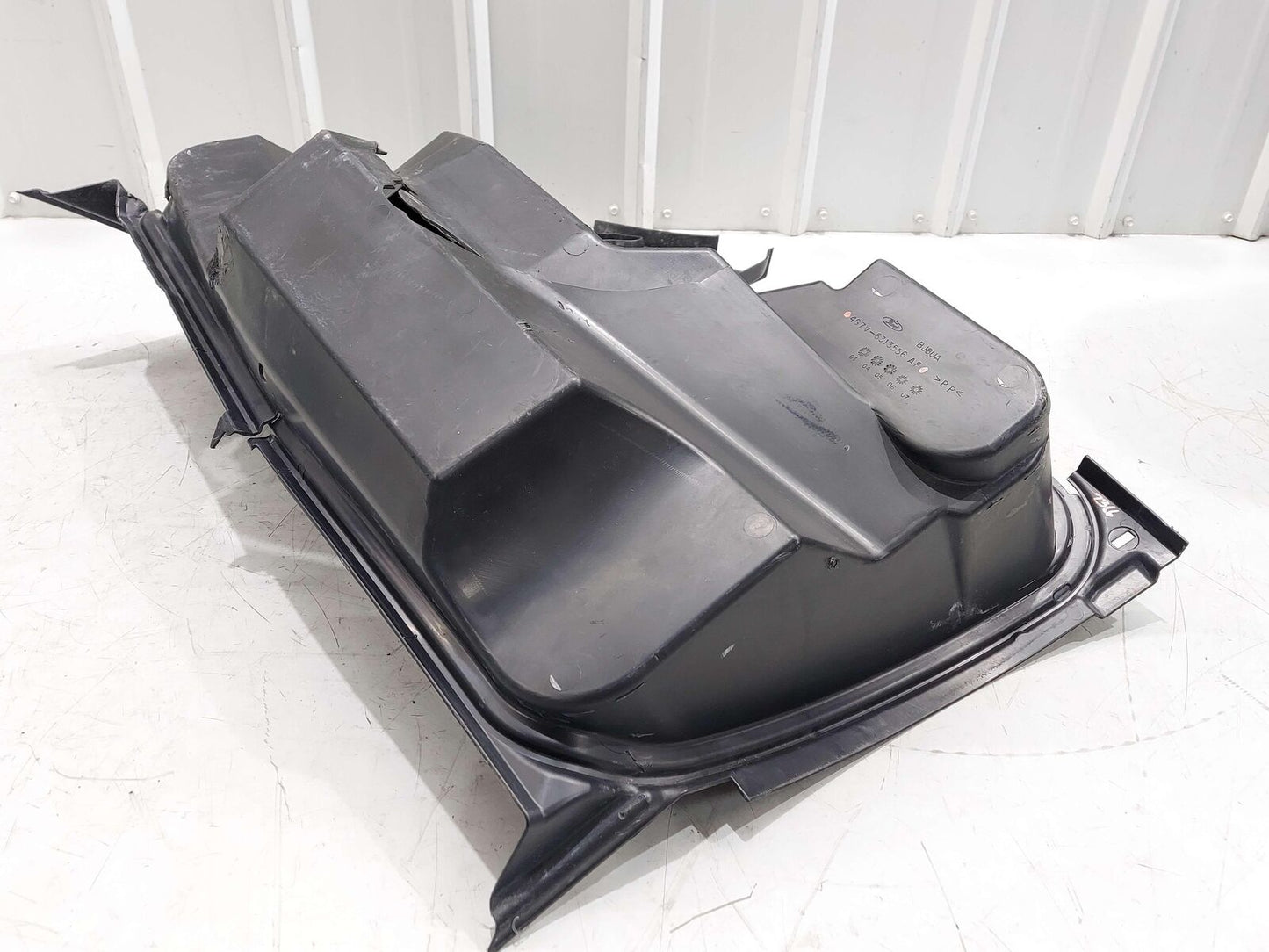 2006 FORD GT GT40 SUPERCAR FRONT STORAGE TUB *NOTES* 4G7V-6313556-AE OEM