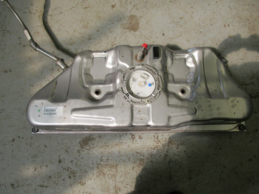 P018 BMW I8 2014-2017 FUEL TANK 