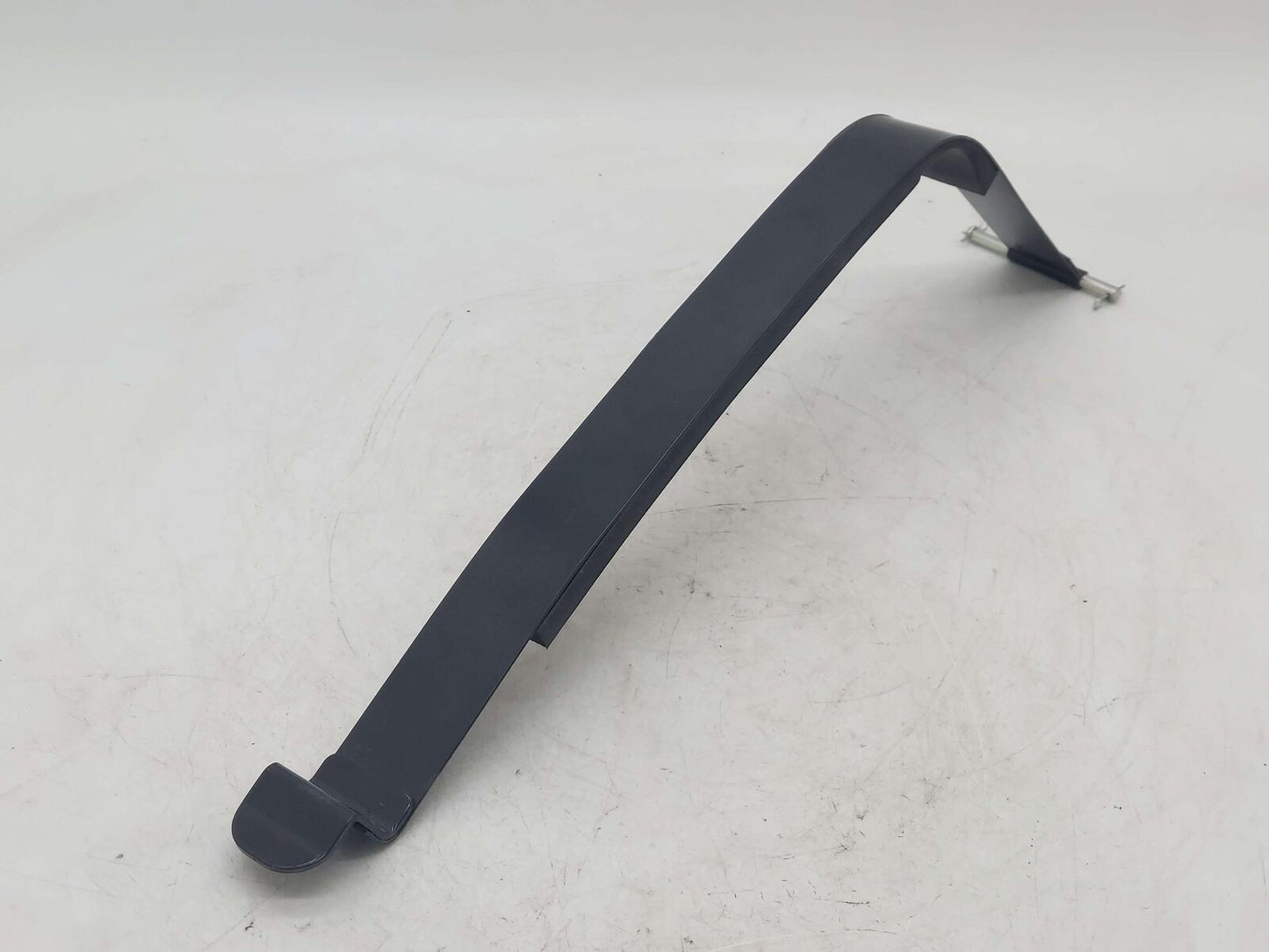 2010 Maserati GranTurismo S M145 Coupe LEFT FUEL TANK STRAP