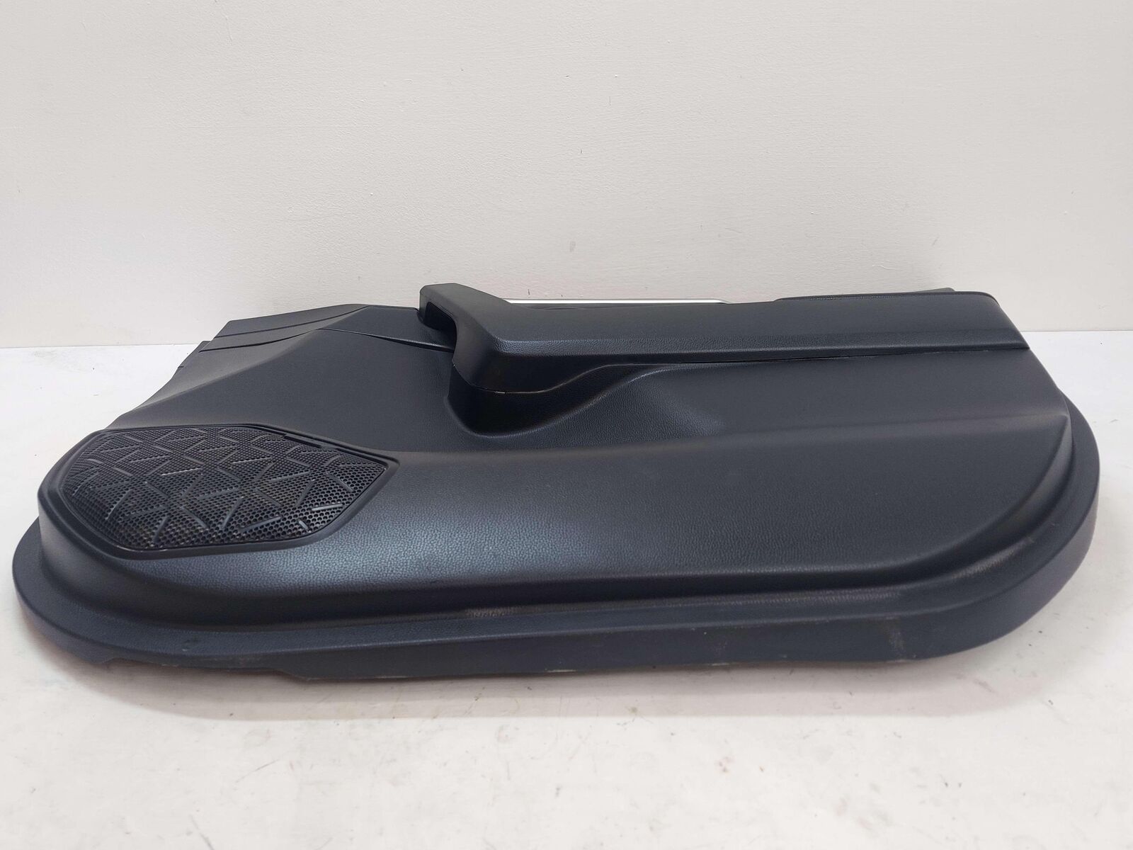 19-23 TOYOTA RAV-4 FRONT RIGHT DOOR TRIM PANEL BLACK FC20