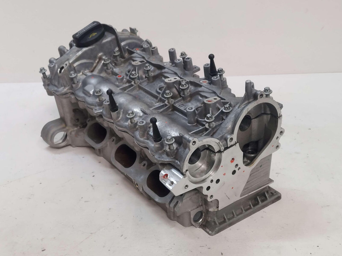 15-17 MERCEDES C43 W205 3.0L RIGHT ENGINE MOTOR CYLINDER HEAD 2760101713 276.823