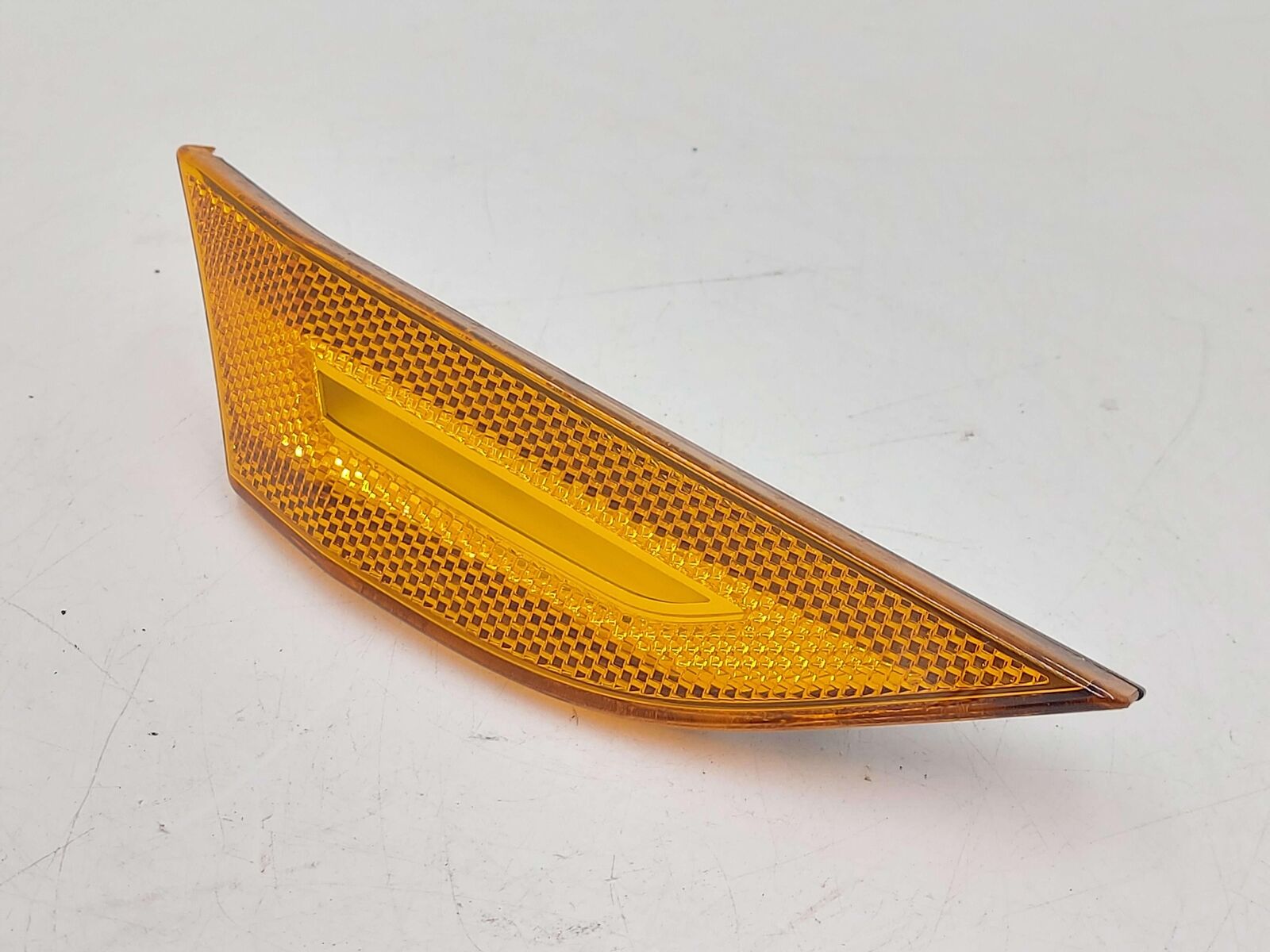 17-22 Porsche Cayman 718 Front RH Right Side Marker Light 99163125805 *Notes*