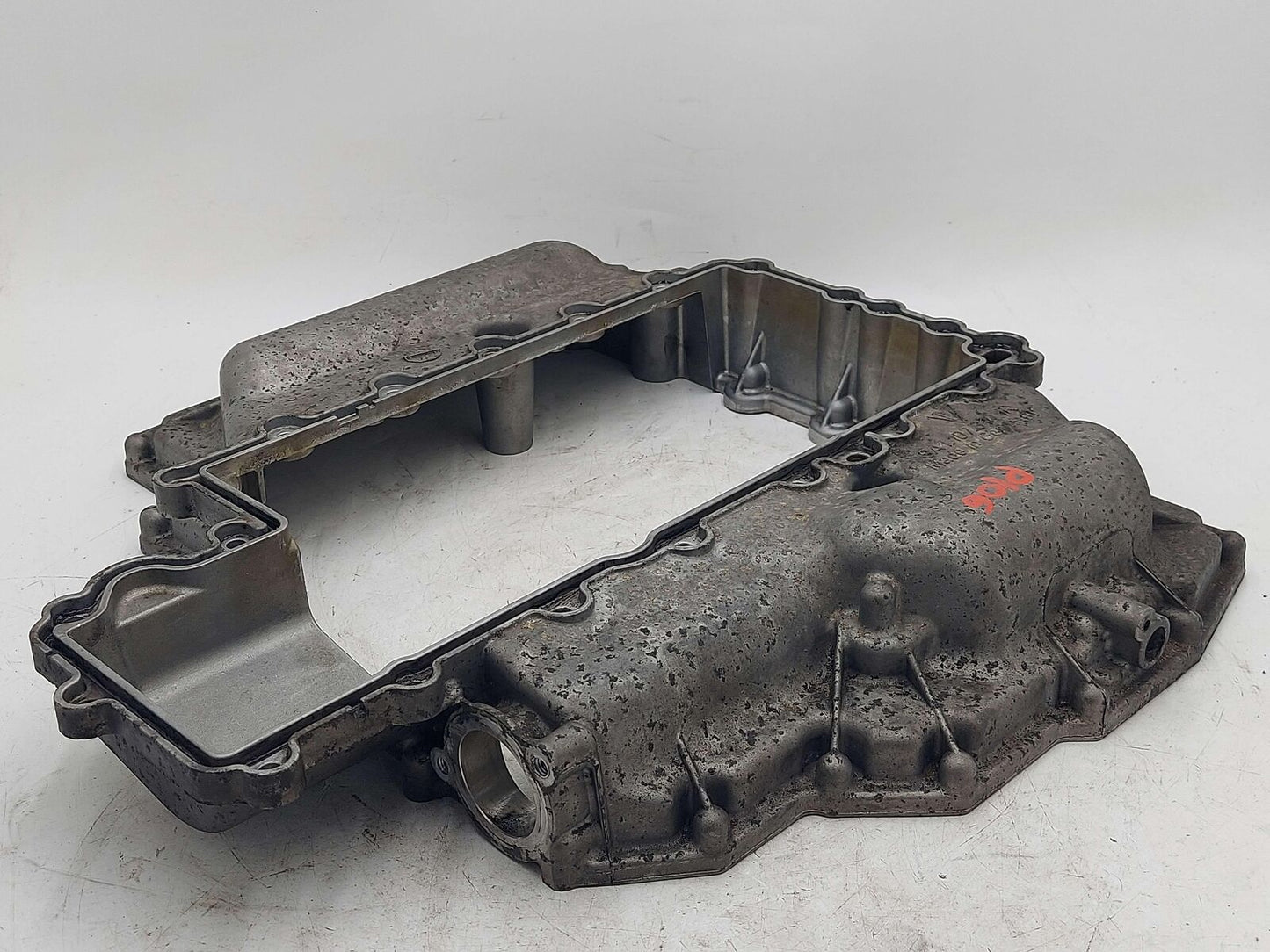 2010 PORSCHE 911 CARRERA 4S 997.2 3.8L MA1.01 ENGINE MOTOR OIL PAN UPPER