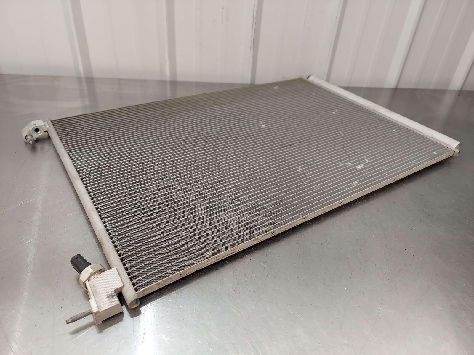 17-21 MERCEDES E63S AMG W213 AC A/C AIR CONDITIONING CONDENSER A0995000454