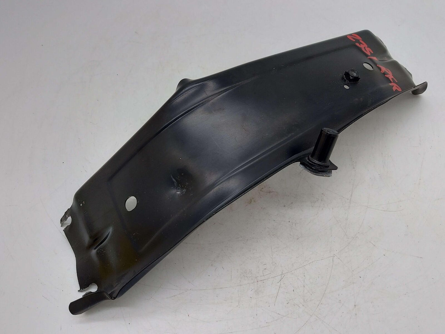 23 Audi Q8 E-tron Quattro Front Right Rearward Fender Brace Bracket 4KE810056B