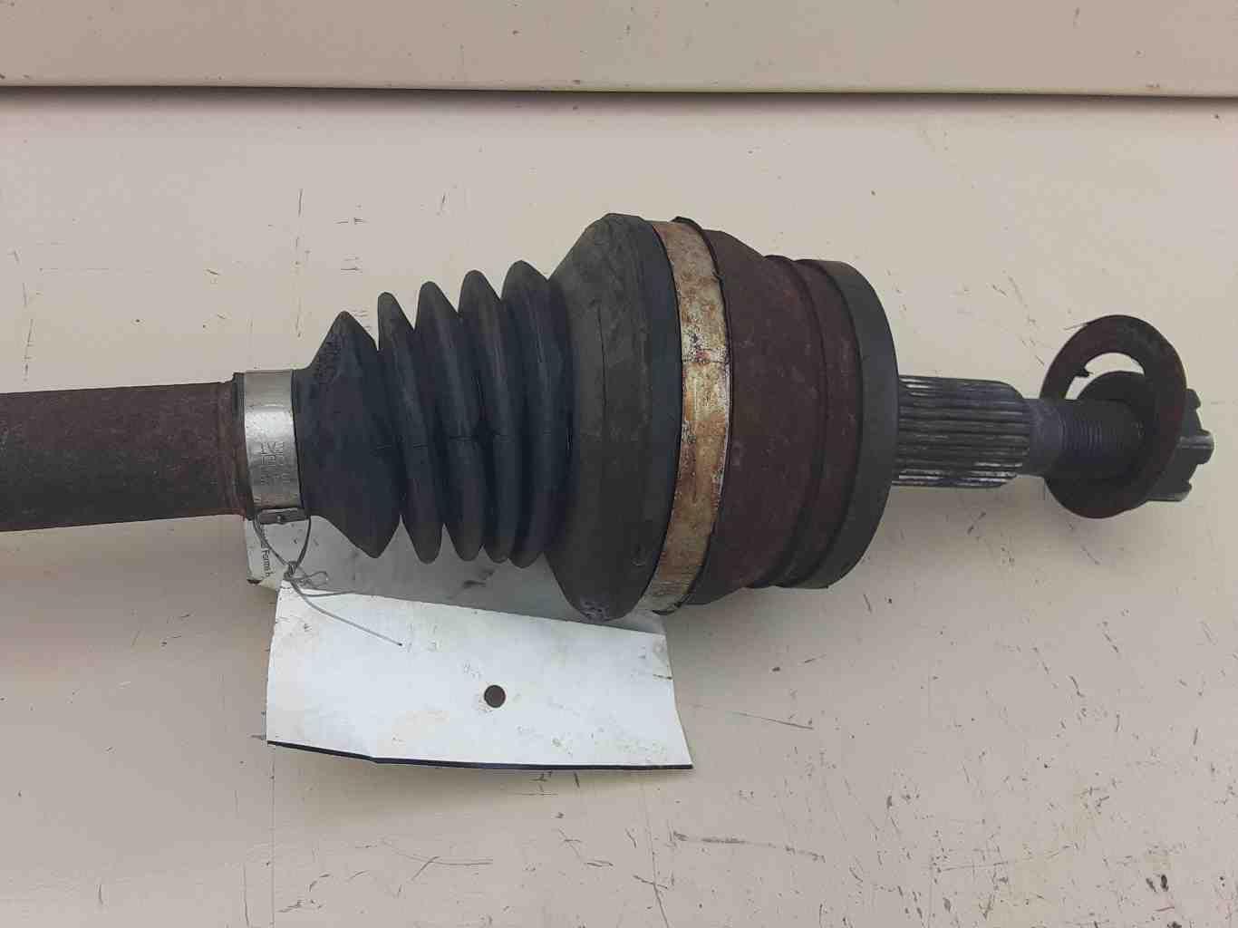 05-08 CHRYSLER 300 Rear RH Right CV Axle Shaft *damaged Boot* 5.7L RWD