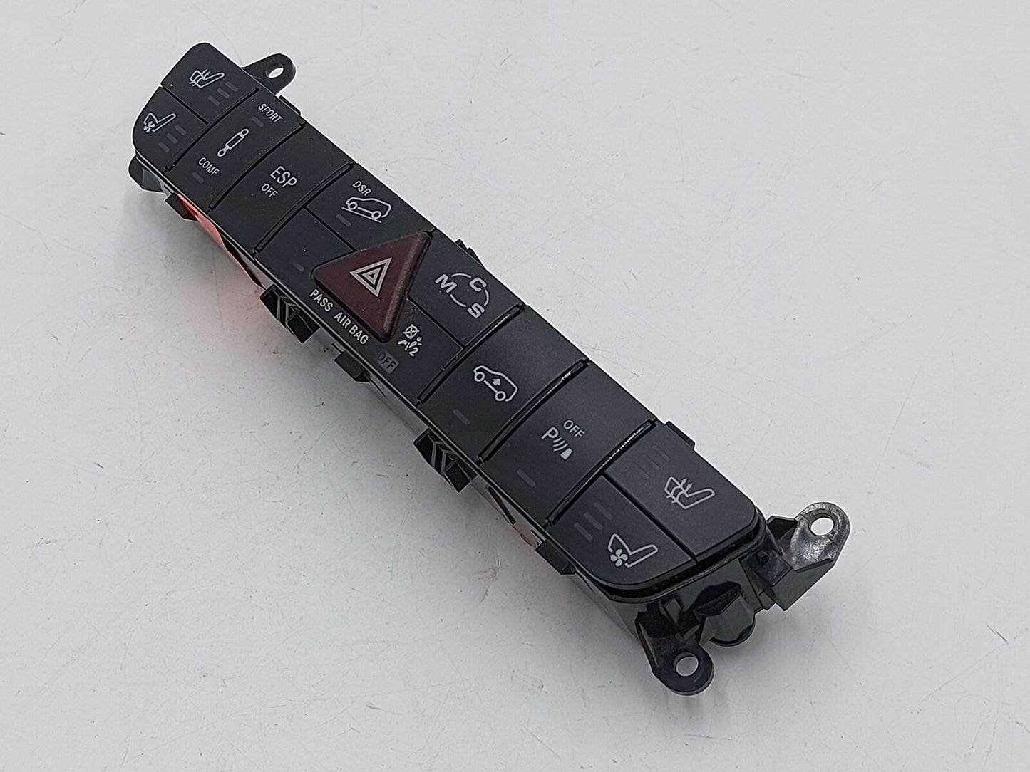 10 MERCEDES ML63 AMG W164 HAZARD SUSPENSION PARK ASSIST & SEAT HEATER PANEL