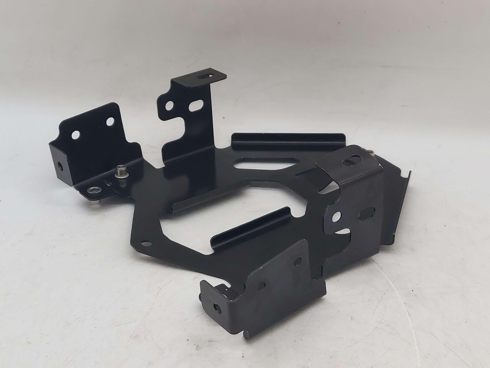 2023 MCLAREN ARTURA MODULE MOUNT 16MA835CP