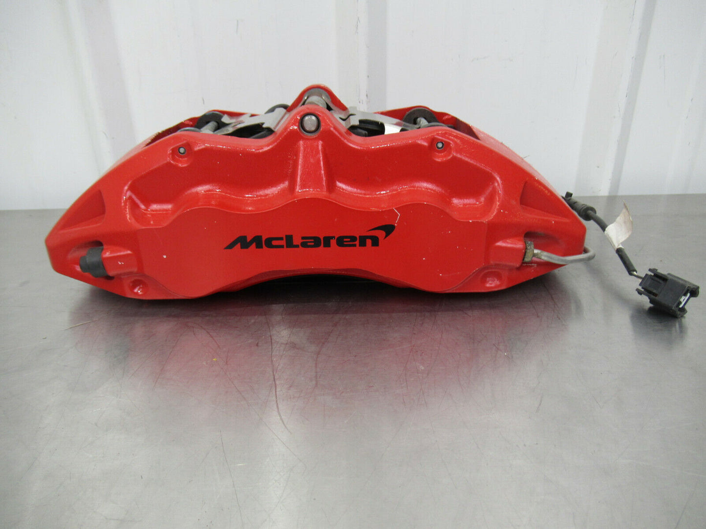 T020 2016 16 MCLAREN 570S LH LEFT FRONT CALIPER 11C0063CP