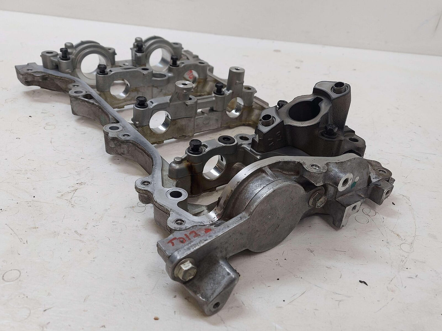 2018 TOYOTA TACOMA 3.5L RH RIGHT CAMSHAFT HOUSING 2GRFKS