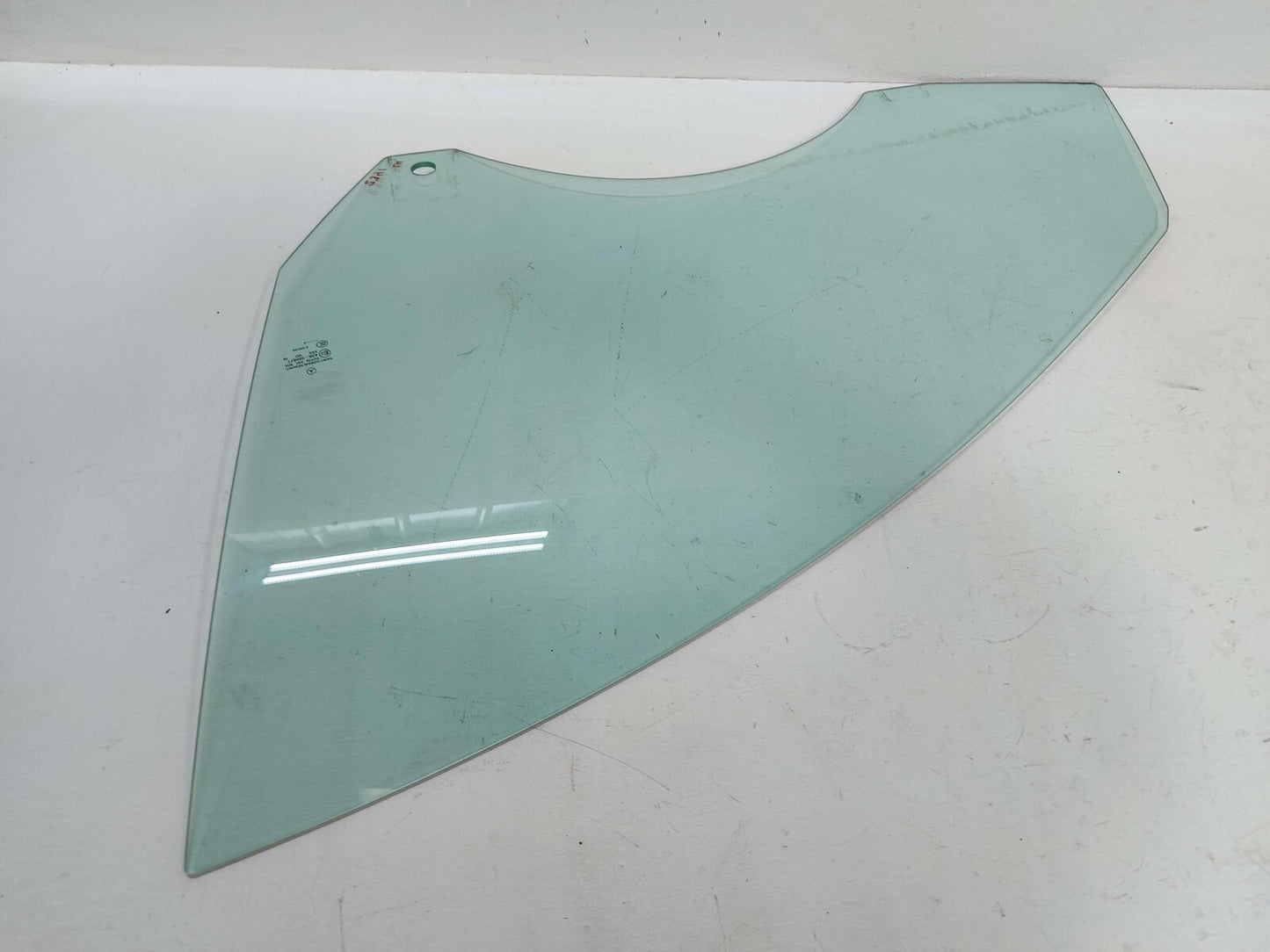 12-18 Mercedes W218 CLS63S AMG FRONT LEFT DOOR GLASS WINDOW 2187250110