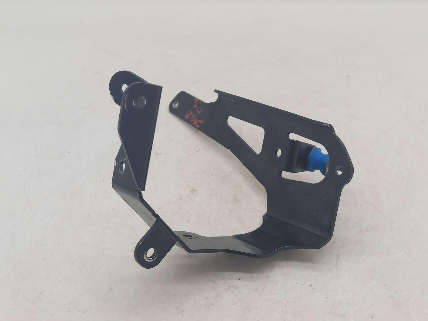 2023 MCLAREN ARTURA POWER STEERING MOUNT 16DA127CP