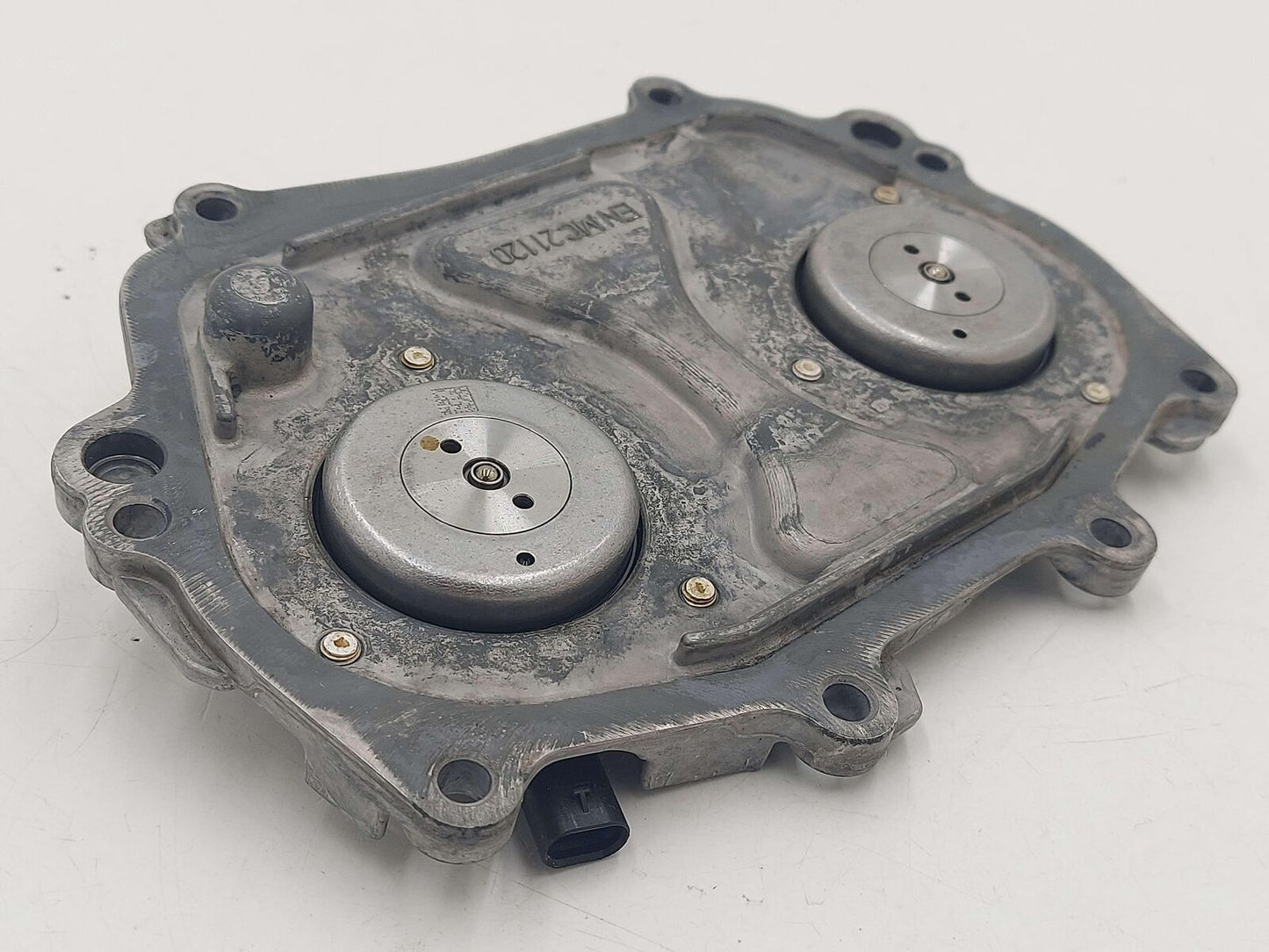 16-19 Mercedes GLE63s RH Right Timing Cover A2760150201 2379691C0N 94K KMS