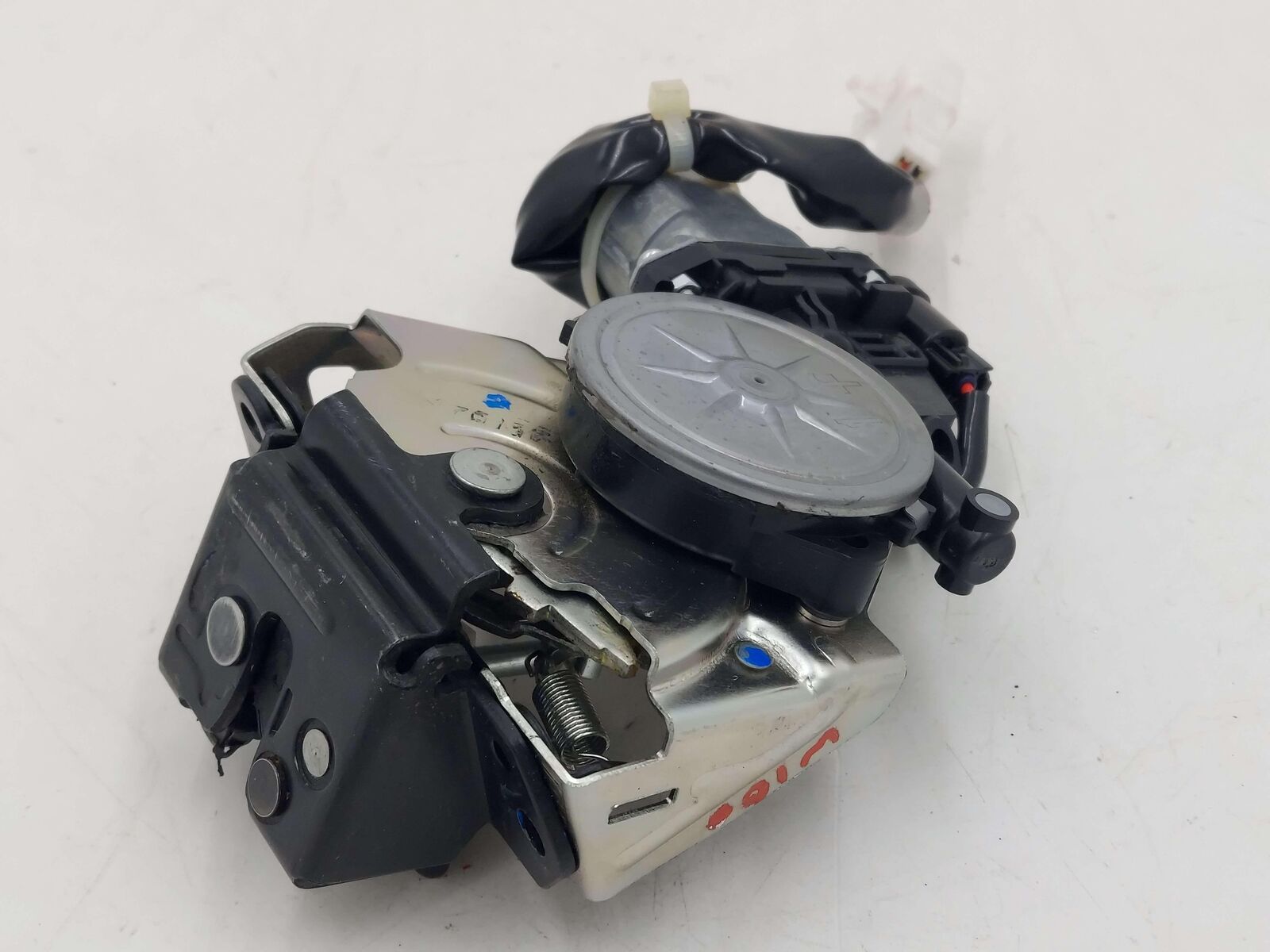 2015 TOYOTA SIENNA SE REAR TRUNK LID POWER LOCK LATCH ACTUATOR