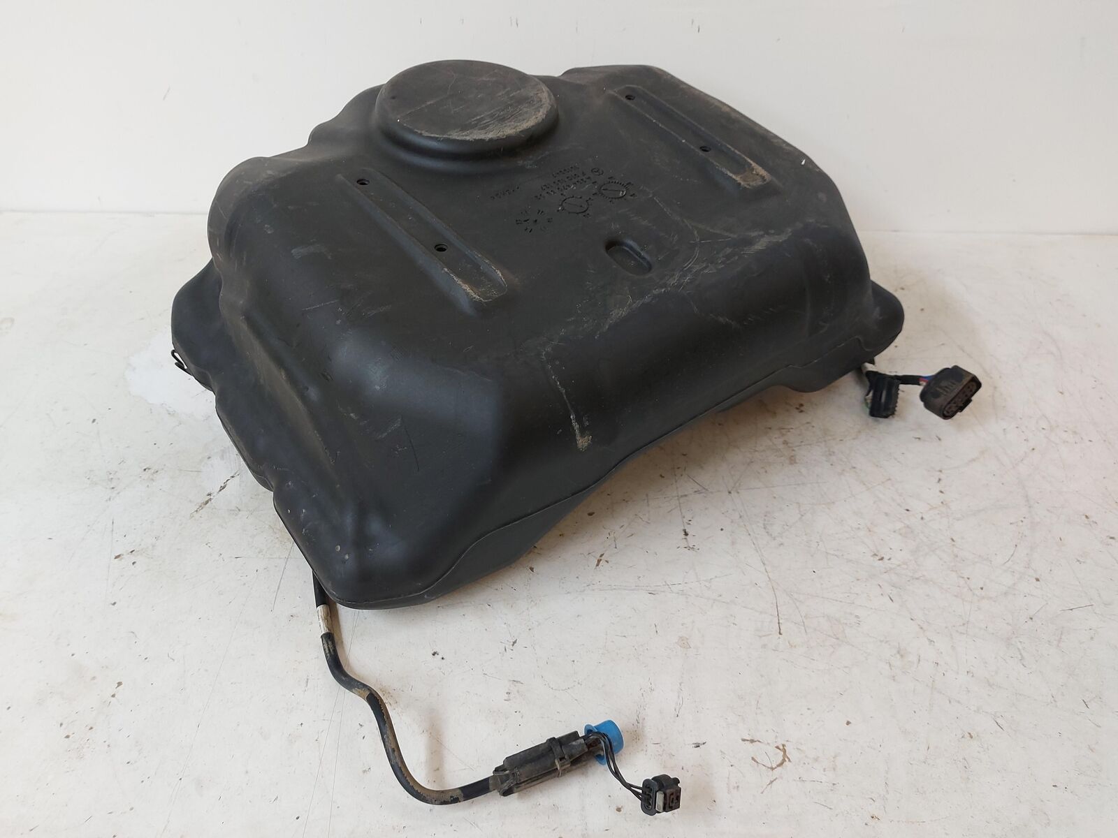 13-15 Mercedes GLK250 Exhaust Fluid Tank Ad-blue Adblue Tank