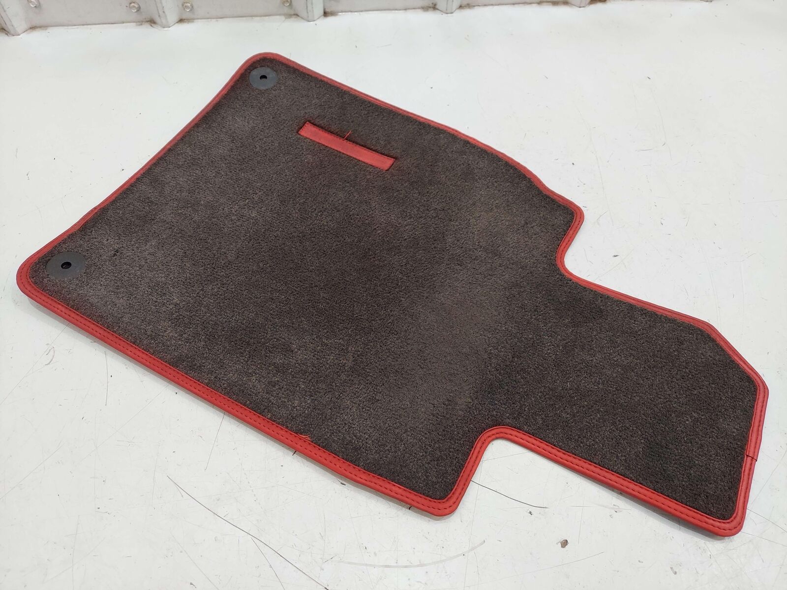 2014 PORSCHE 911 991 GT3 FLOOR MAT BLACK W/ RED TRIM *DISCOLORATION*