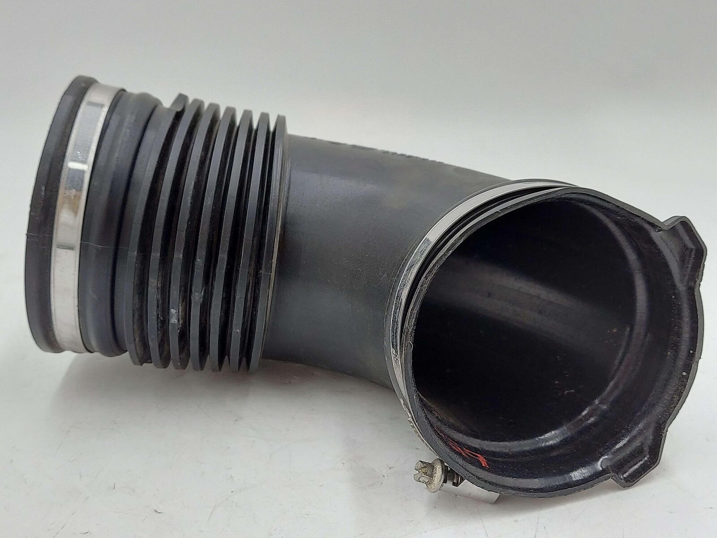 2023 McLaren Artura Hose RH Right Air Intake Hose 16FB084CP