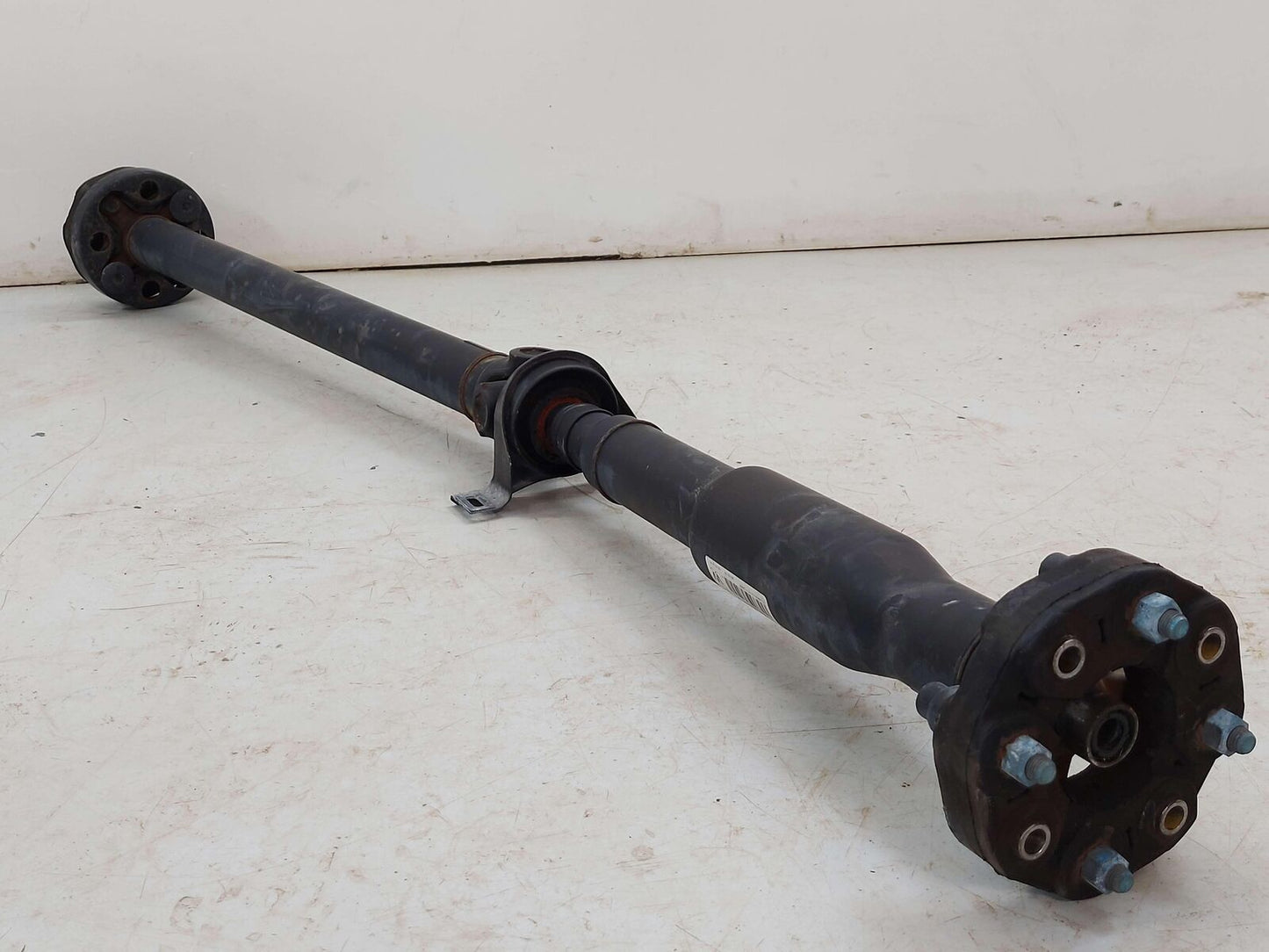 14-16 Mercedes W218 CLS63s AMG REAR DRIVE PROPELLER SHAFT 5.5L AUTO A2180400