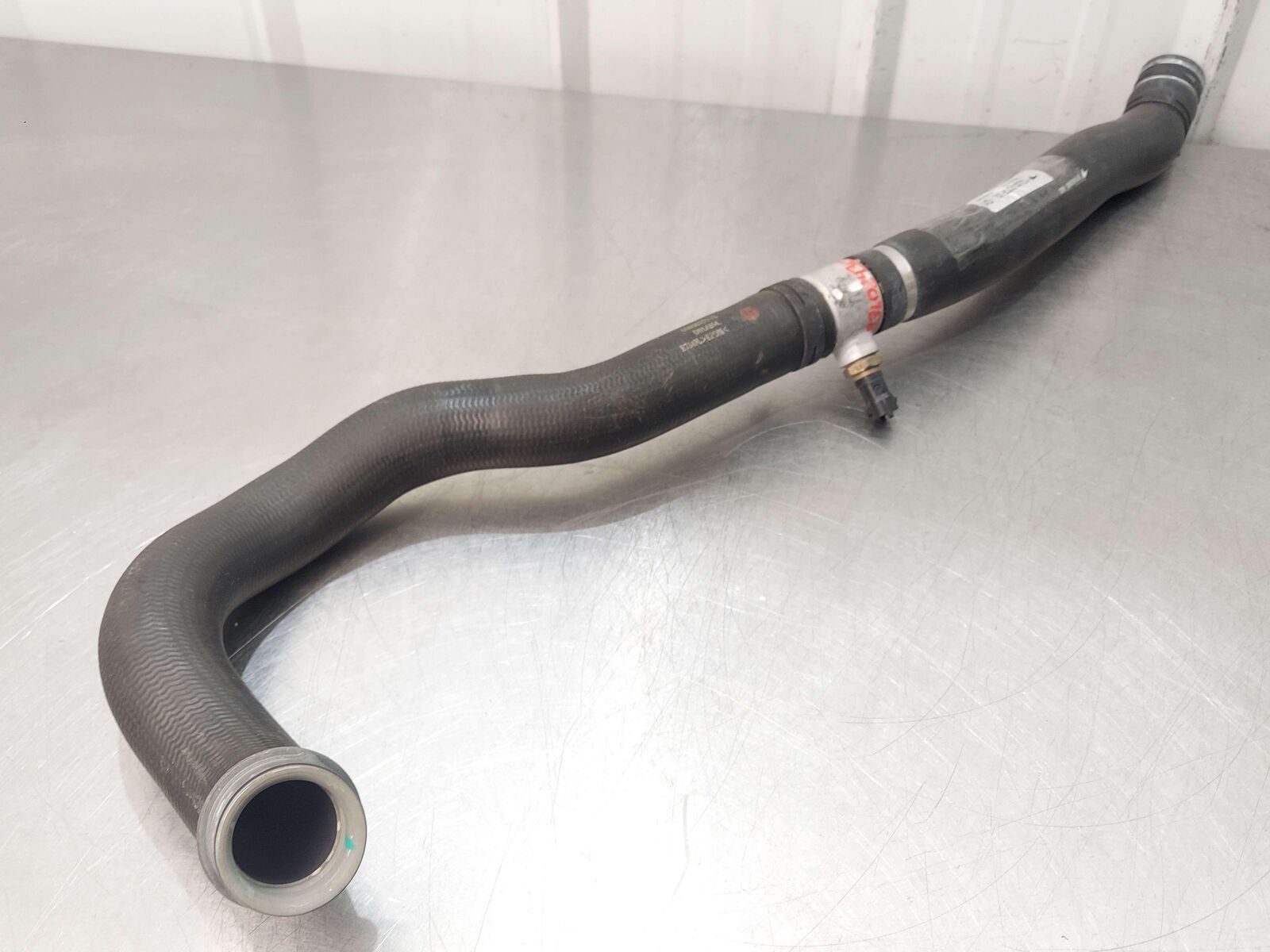 2016 MCLAREN 540C LEFT UPPER RADIATOR WATER COOLANT HOSE PIPE TUBE 13L0243CP