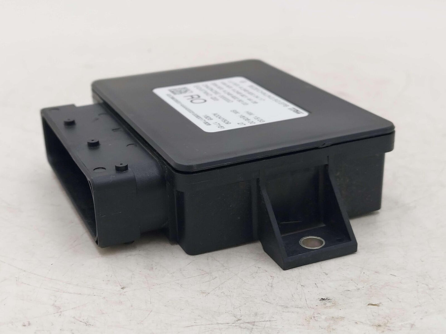 17-19 MERCEDES GLE63S AMG W166 PARK ASSIST CONTROL MODULE 2469003417