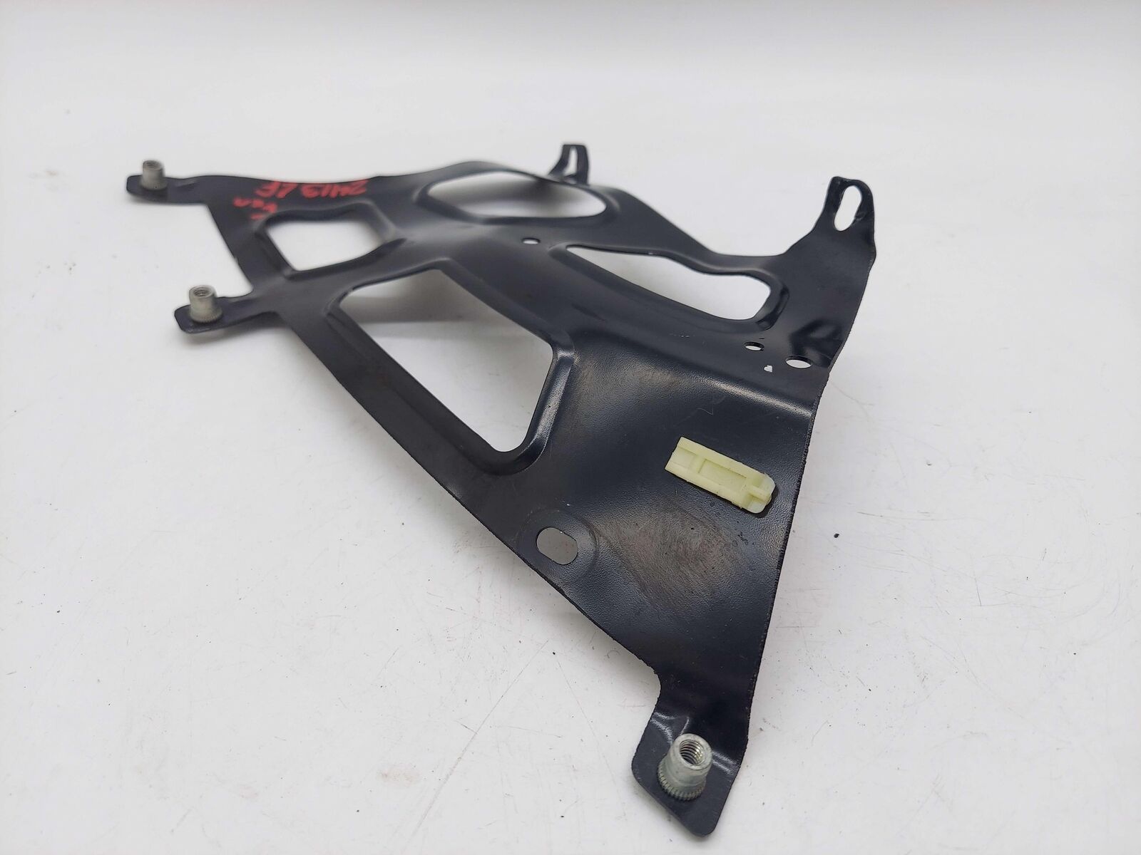 2016 MCLAREN 540C FRONT LEFT FENDER SUPPORT BRACKET MOUNT 13A4962CP *BENT*