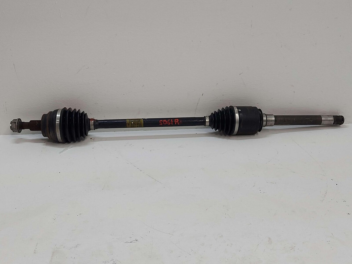 08-11 MERCEDES ML63 AMG W164 FRONT RIGHT AXLE SHAFT A1643301901