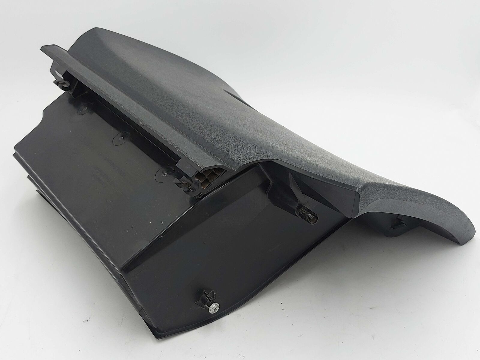 2018 NISSAN QASHQAI DASH GLOVE BOX BLACK 685106FK0A *SCUFFS*